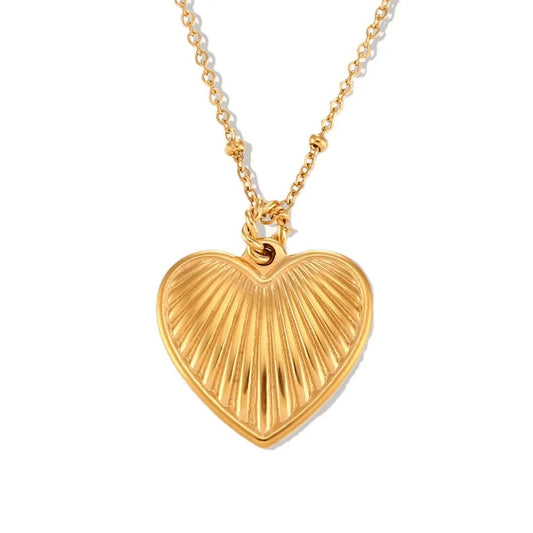 GOLD PLATED HEART CHARM NECKKACE